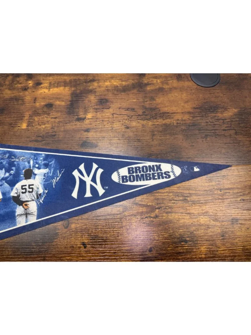 New York Yankees Bronx Bombers Vintage Felt Pennant 2004 MLB 29.5 inches